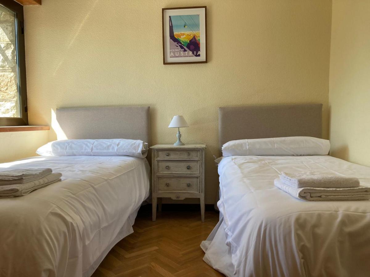 Gran Chalet Con Piscina Y Apartamento En Navacerrada Villa Exterior foto