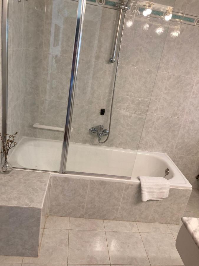 Los Cedros, Gran Chalet Con Piscina Y Apartamento En Navacerrada Exterior foto