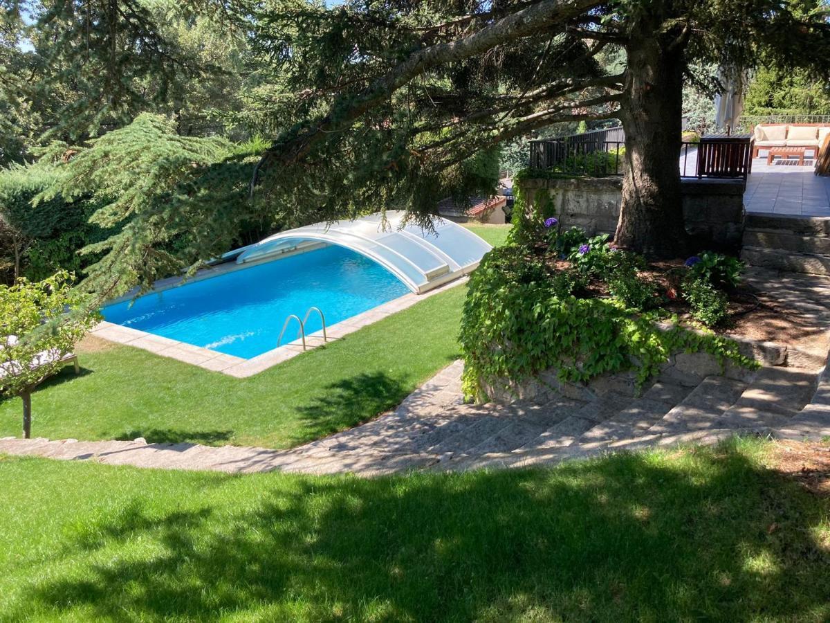 Los Cedros, Gran Chalet Con Piscina Y Apartamento En Navacerrada Villa Exterior foto